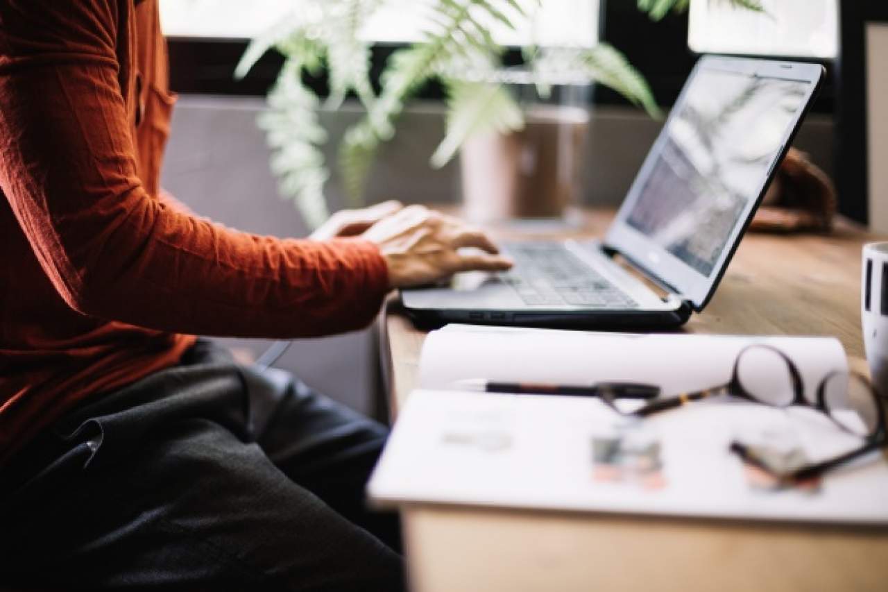 Crear ambiente de teletrabajo en casa es de vital importancia