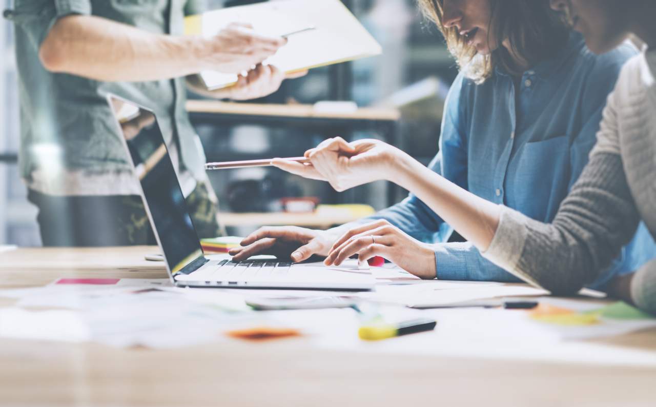 ¿Qué curso de técnicas de ventas profesionales realizar? Digitaliza tu Estrategia Comercial de Valuexperience