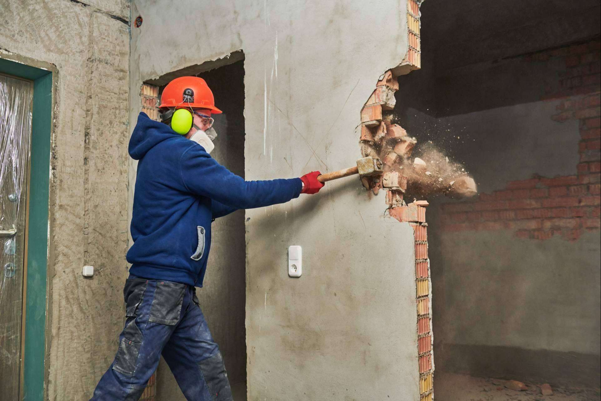 Demoliciones Interiores se consolida como la líder en demolición de pisos
