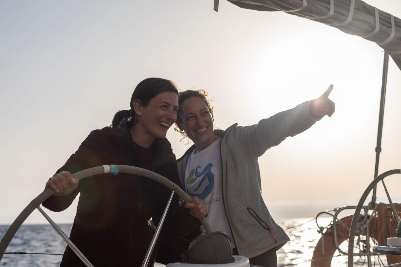 Alamar Sailing expone el porqué de la iniciativa para mujeres navegar a vela