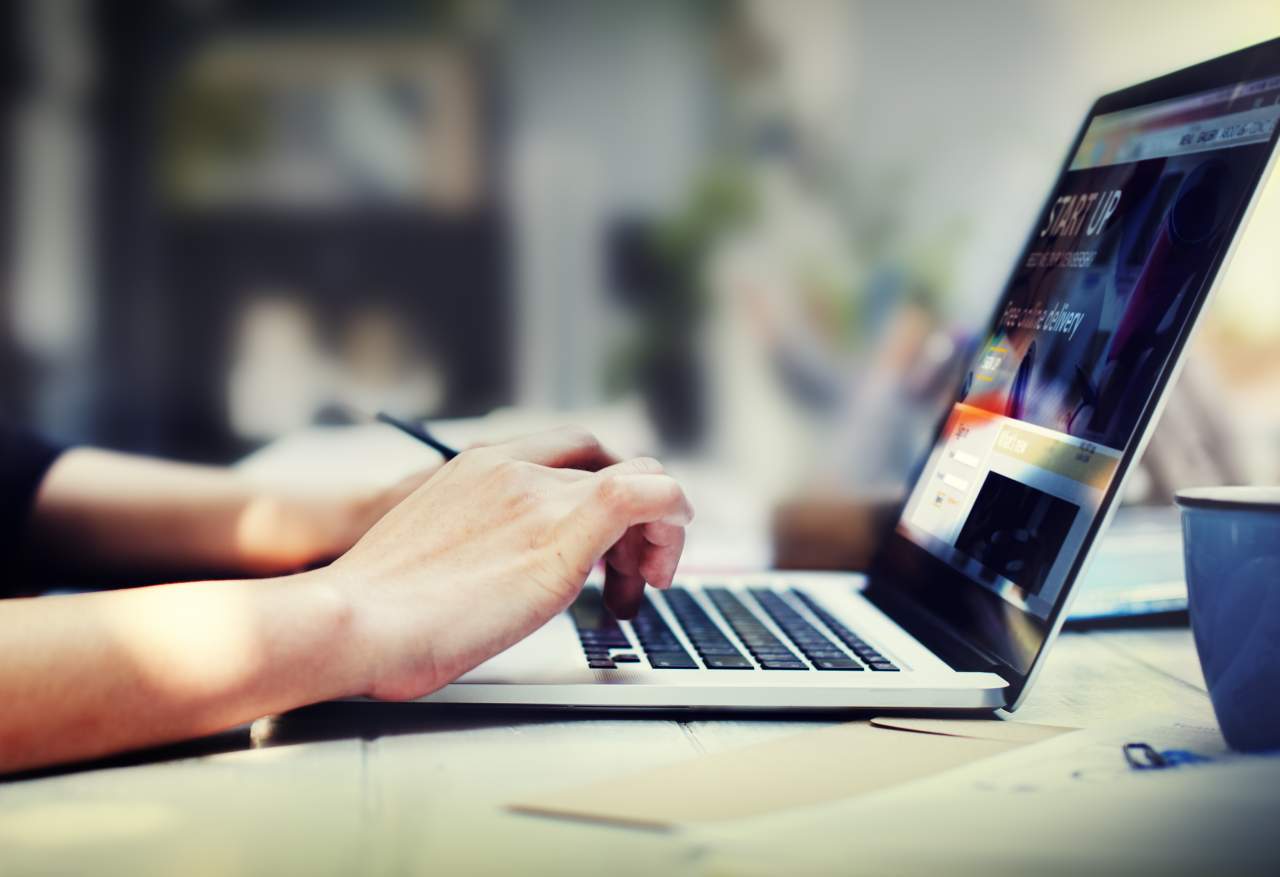 Aprender a comunicar en redes sociales según los expertos de Social Advisor