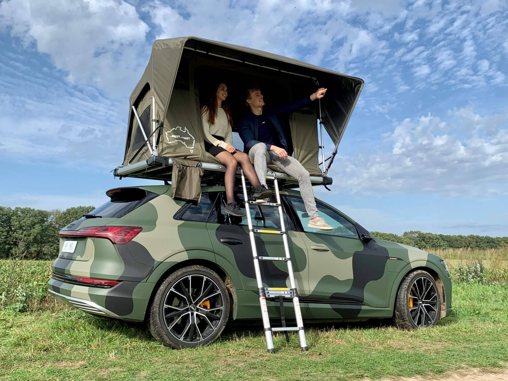 Tiendas de techo coche de la compañía Fox Camper, distribuidora exclusiva en España de las marcas Eezi Awn y Sheepie