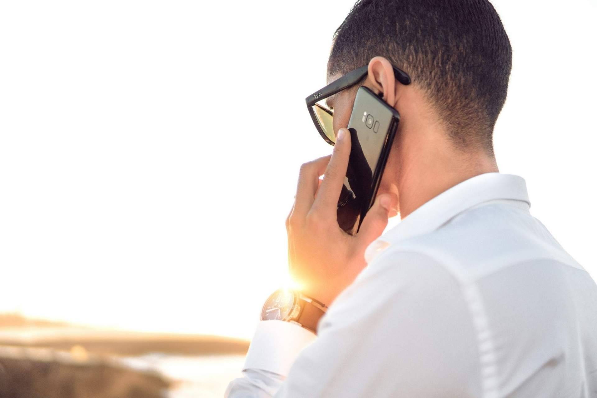 Atención Telefónica facilita los teléfonos de atención al cliente de más de 1.200 empresas
