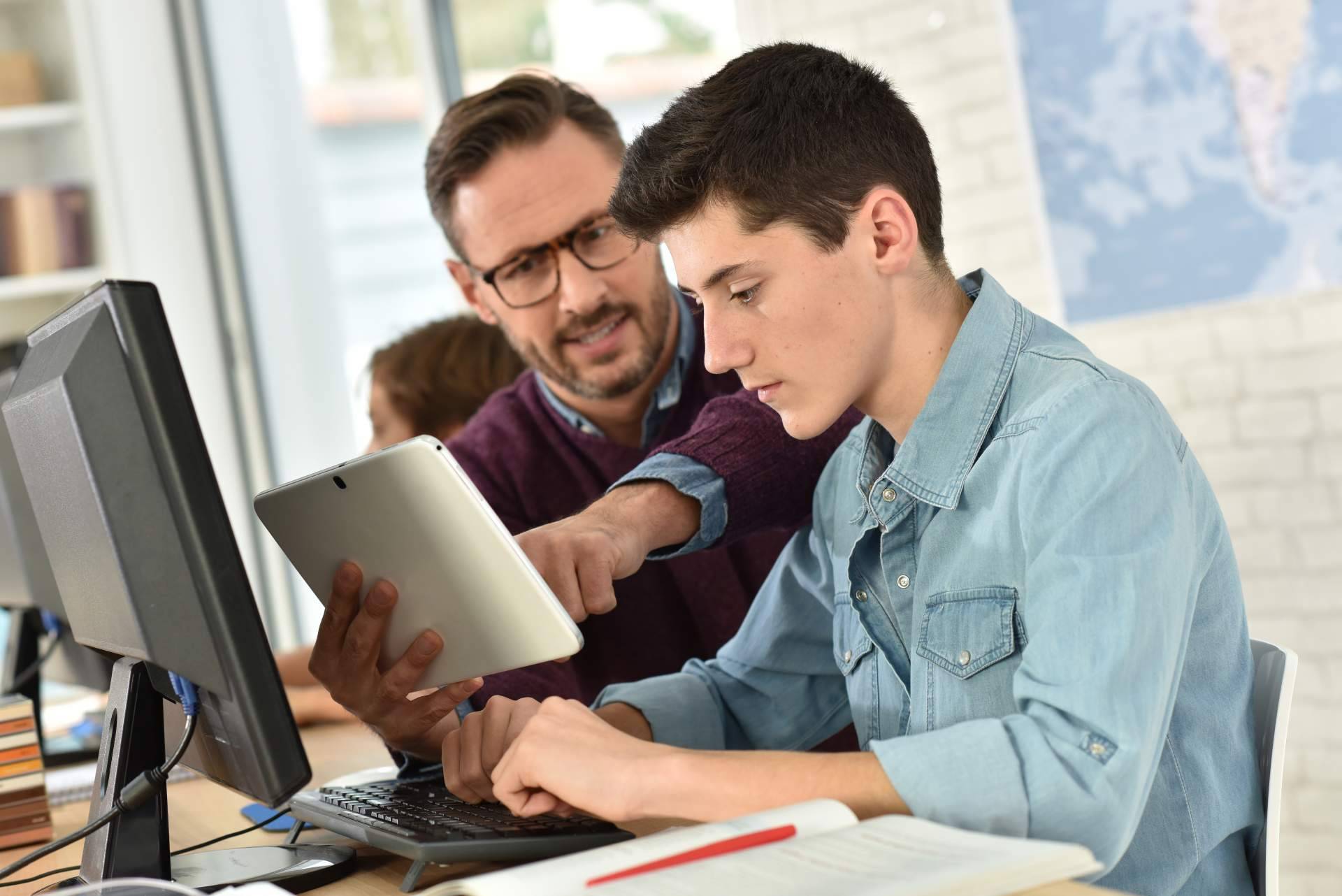 Encontrar un convenio de prácticas en las mejores empresas a través de Aicad Business School