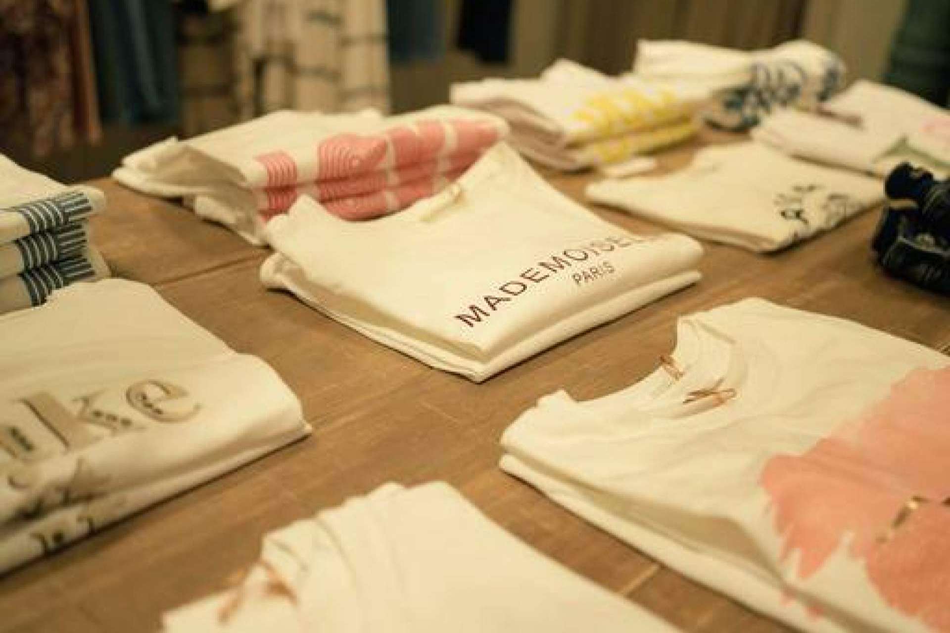 The Closet dispone de servicios de venta personalizada para conseguir clientas satisfechas y seguras con su compra