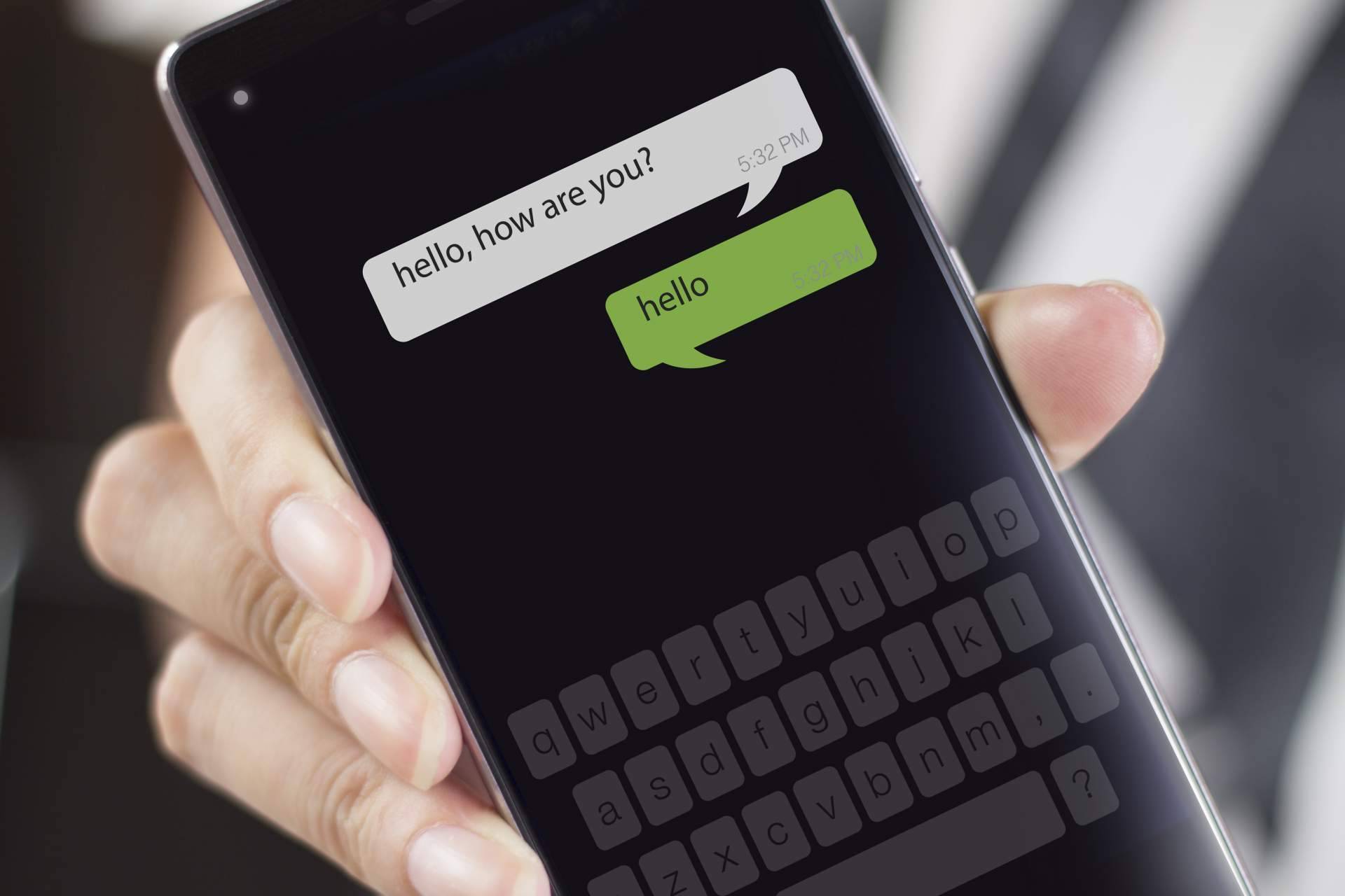 Aumentar ingresos enviando campañas de WhatsApp a los clientes con los servicios de WhatsaService