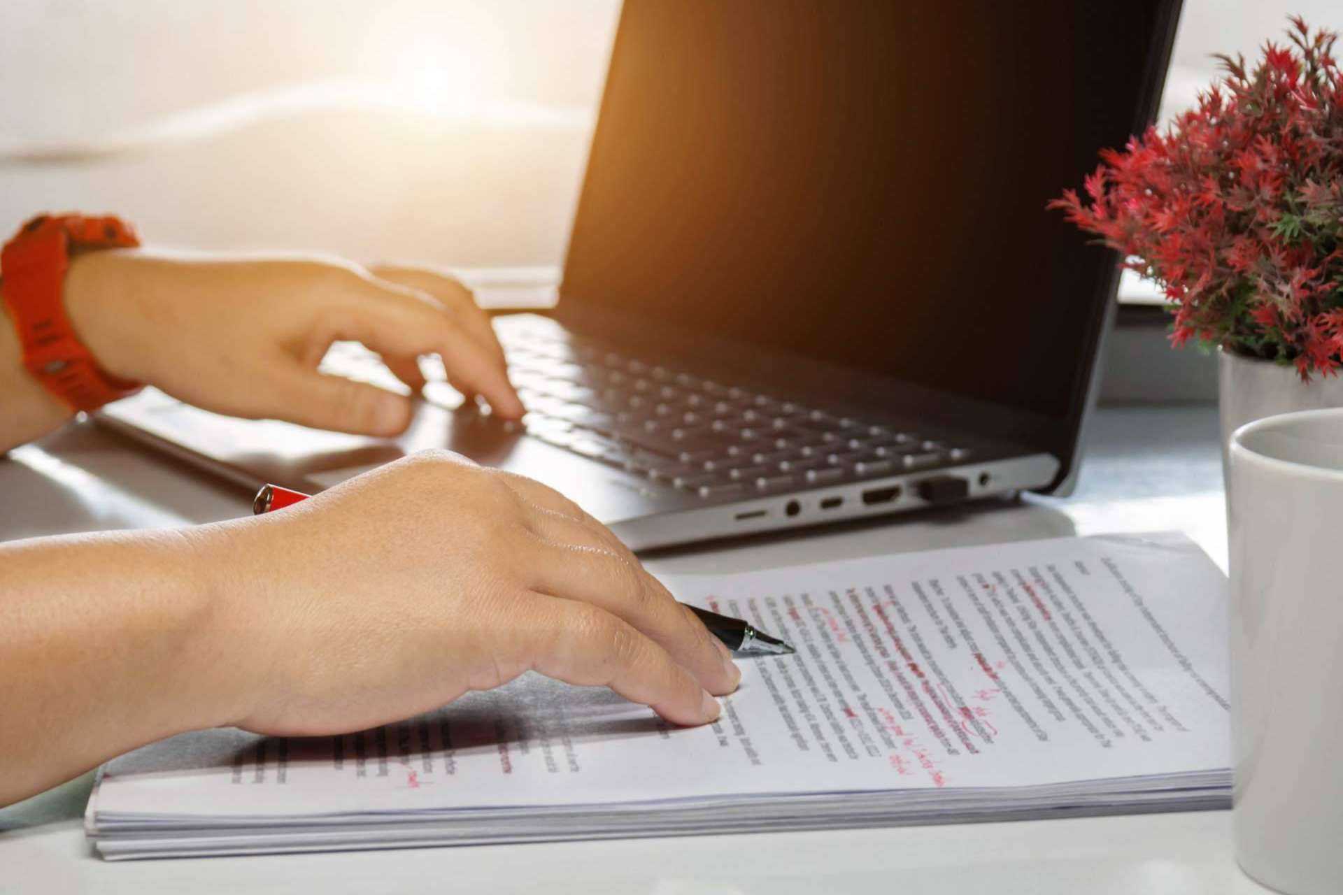 Grado y Máster ofrece ayuda con el trabajo fin de máster
