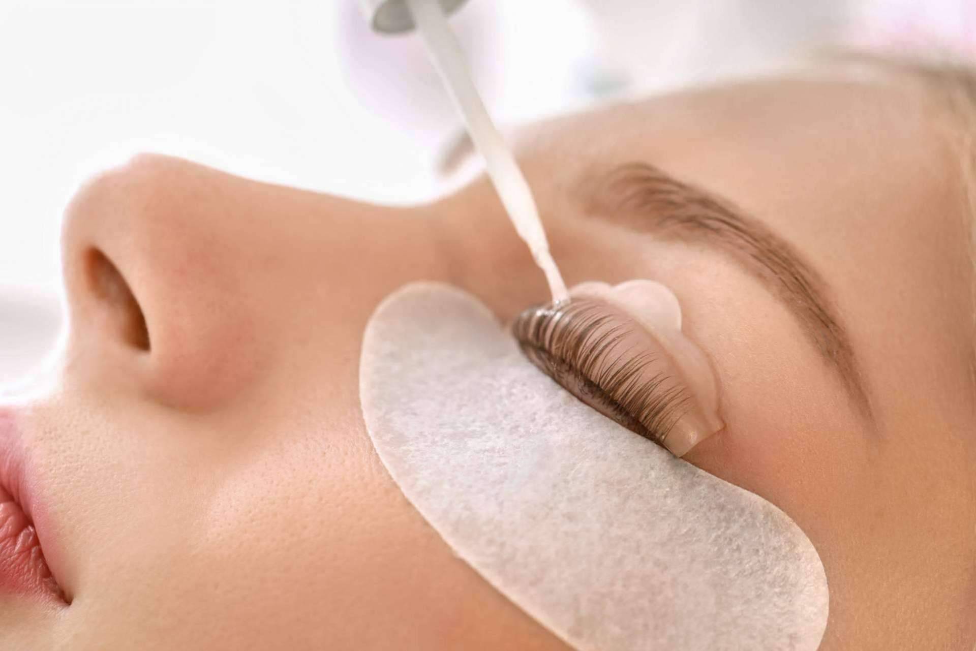 Lash Bomb, el lifting de pestañas de la empresa La Boutique de la Belleza