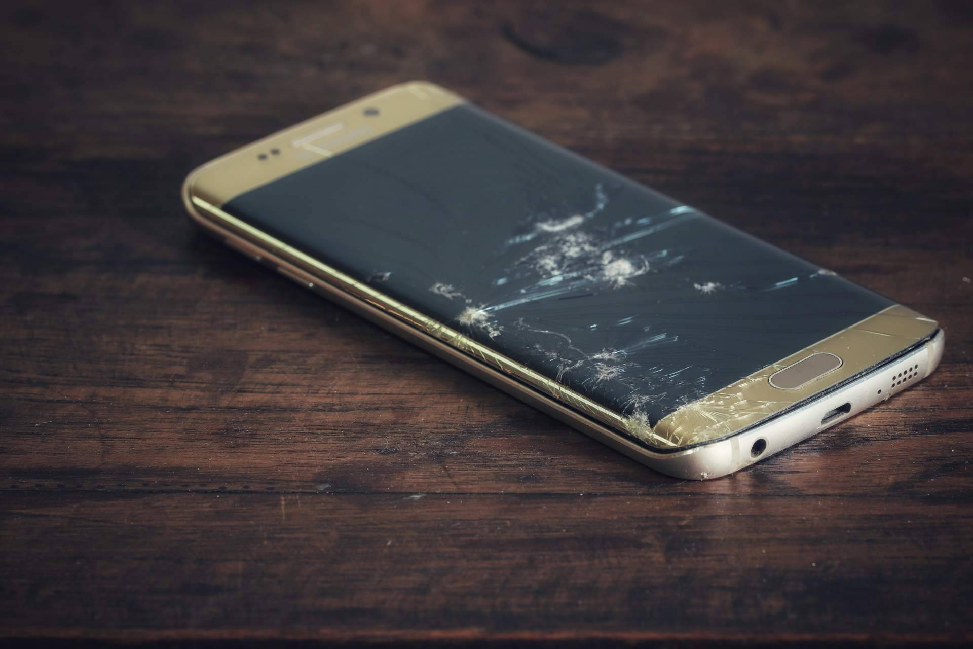 Repuestos Tic ofrece reparaciones teléfonos Samsung