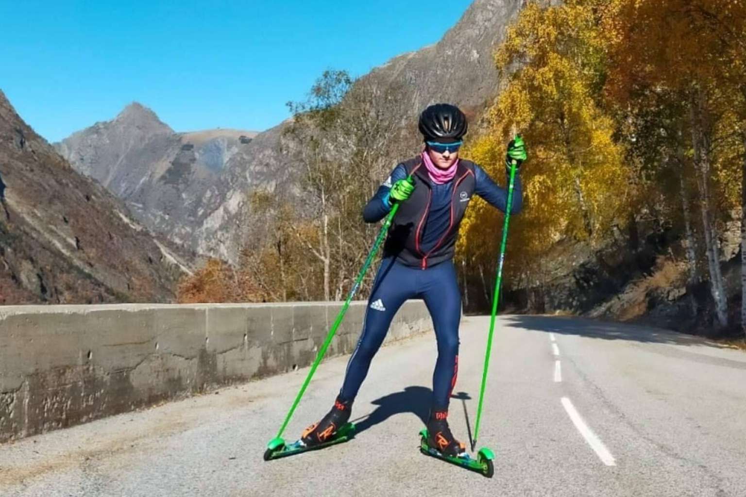 El rollerski, dónde practicarlo y qué deportes puede complementar