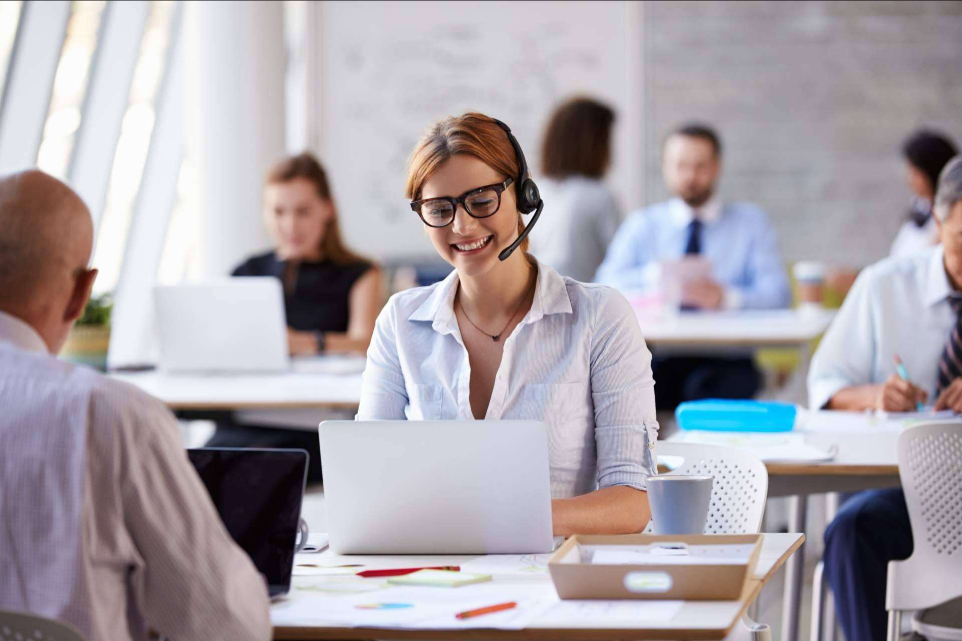 Sosmatic acentúa la necesidad de poner voz a los clientes en el soporte técnico Help Desk L1 y L2, atención al cliente y servicios BPO