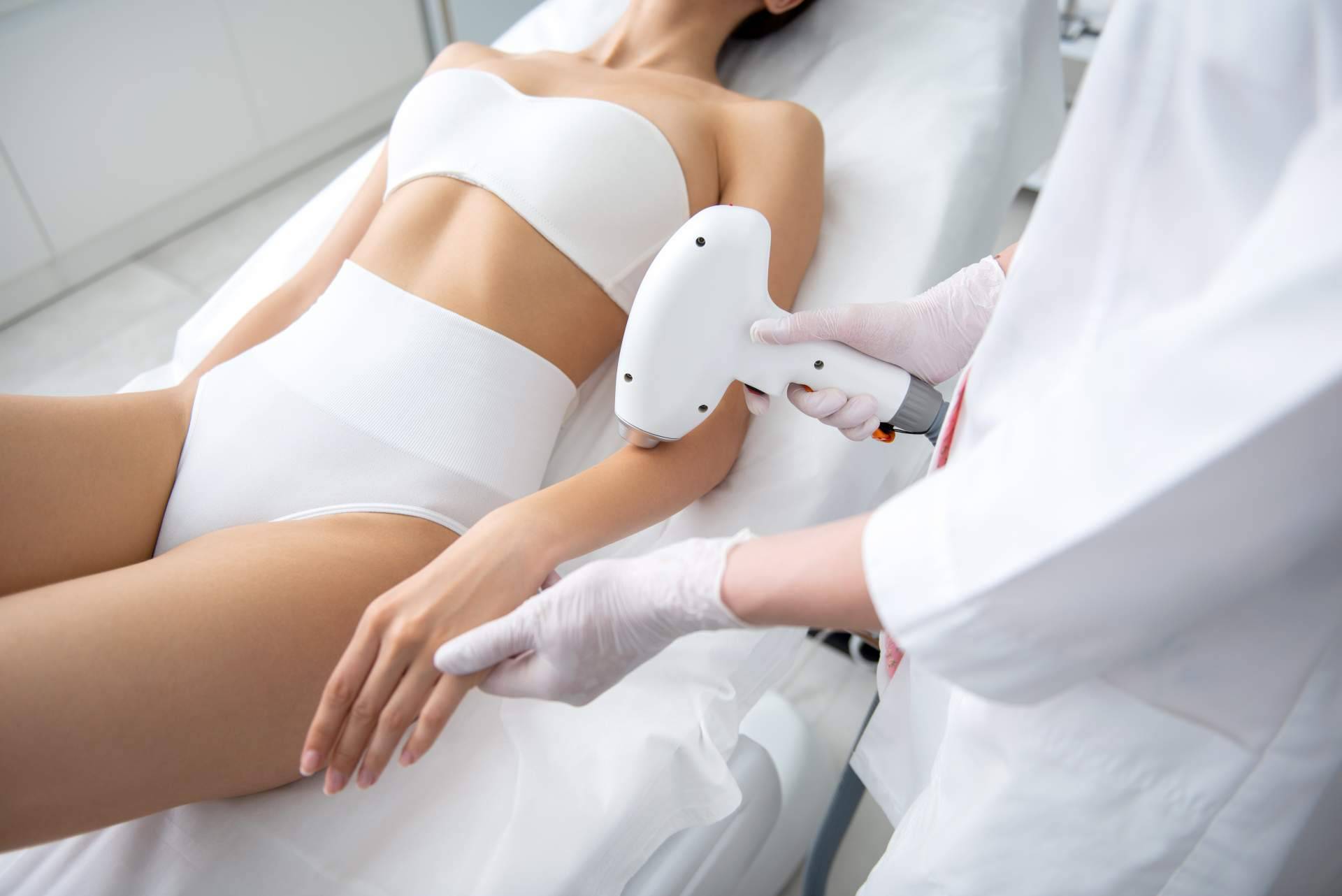 Organizar un centro de estética con los materiales de Comercial Estética