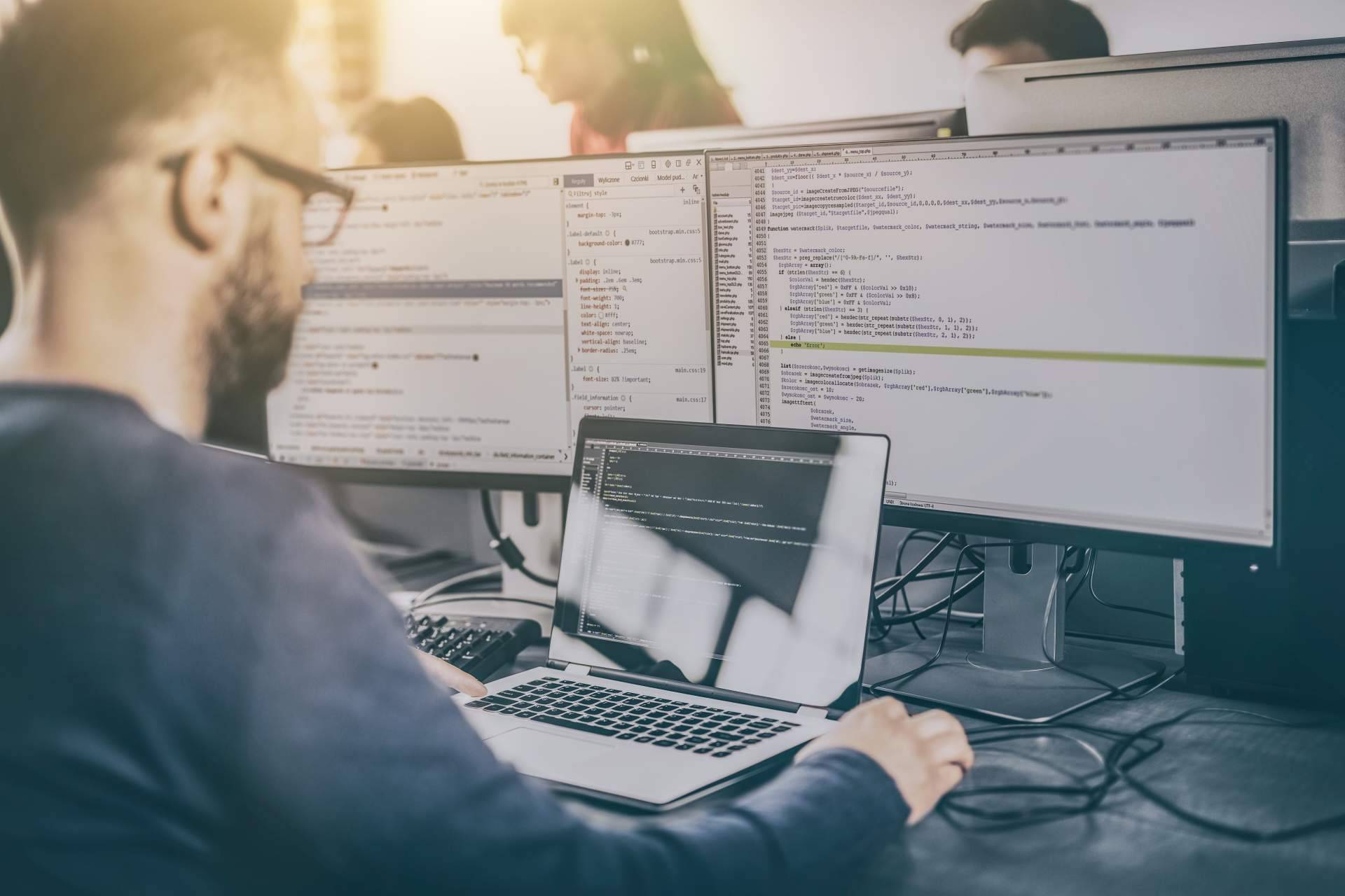 Signum Comunicación dispone de servicios de diseño web y diseño de tiendas online en Tenerife