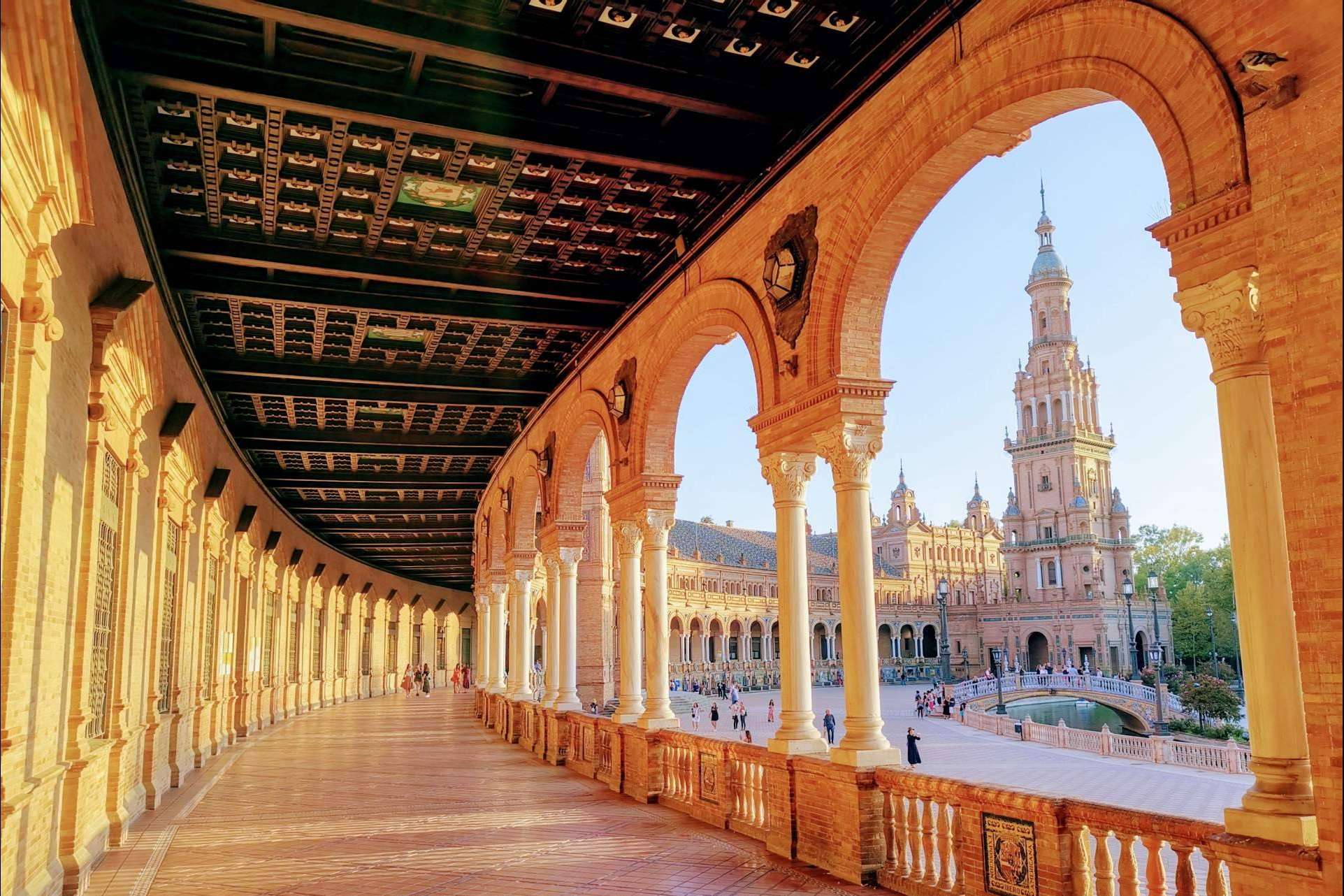 Los 5 lugares que no se puede perder un turista en Sevilla