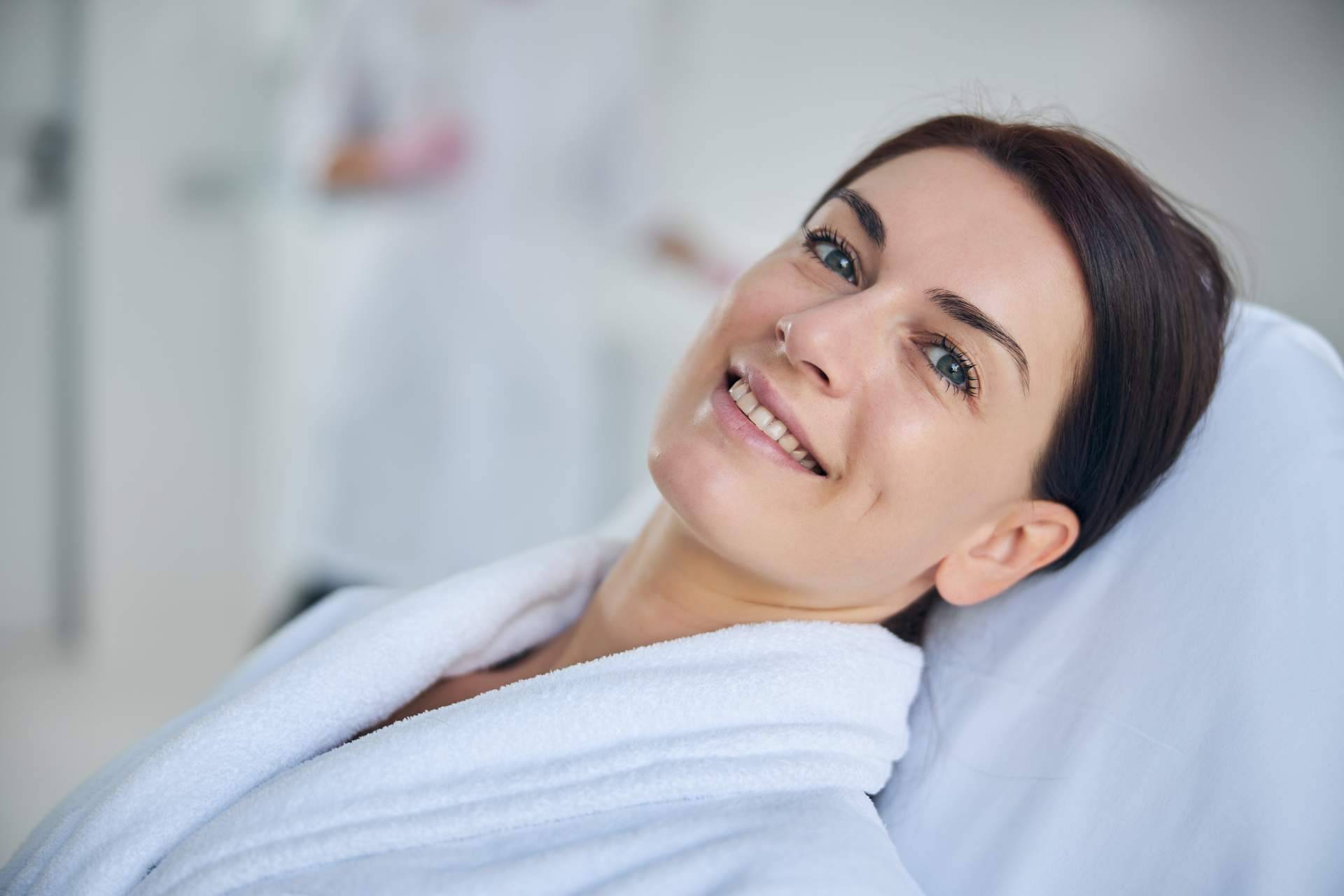 ¿Cómo resolver los escapes de orina por esfuerzo leve?, por la clínica de medicina estética Unidad FEMME