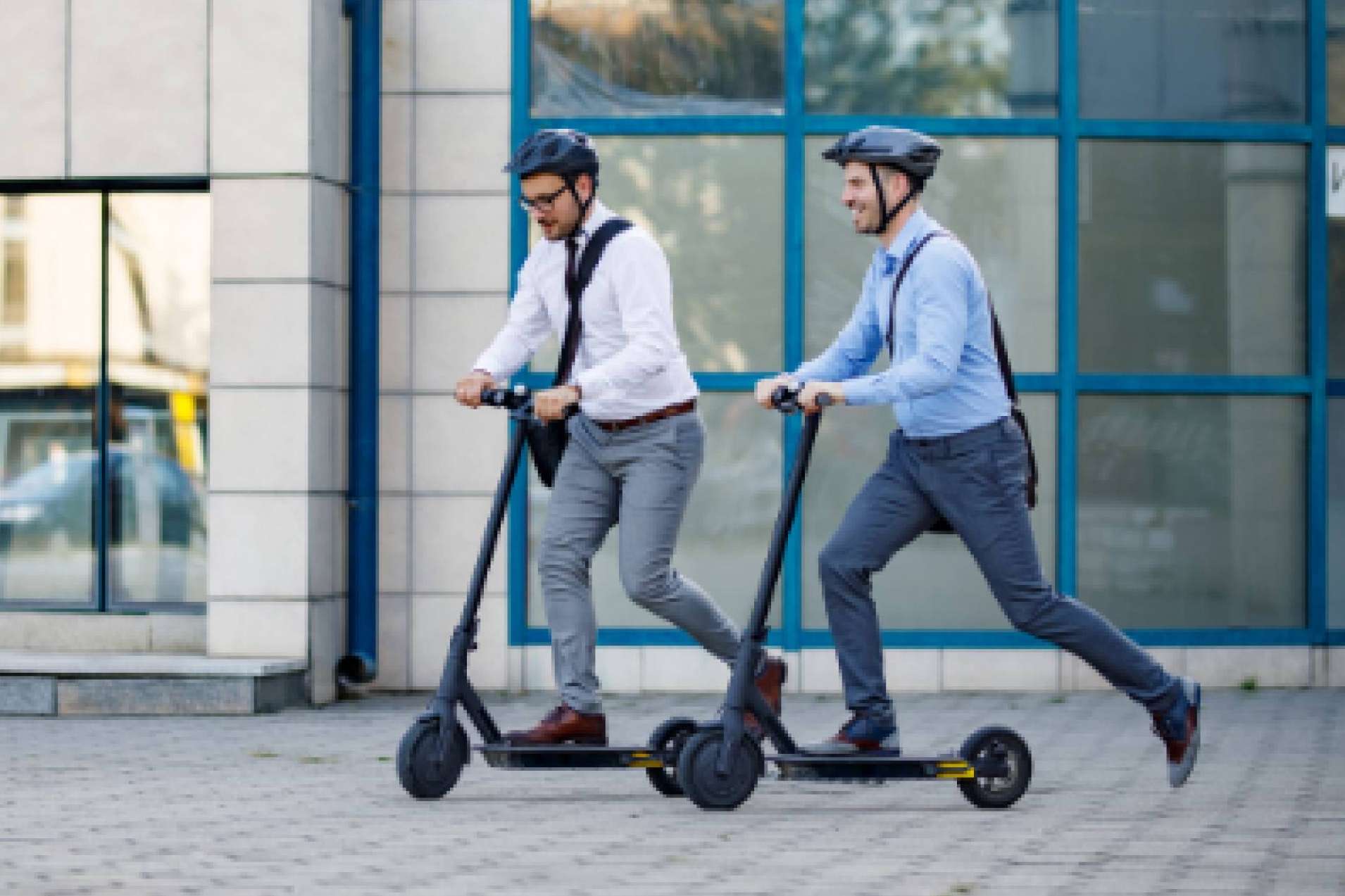 Patinetes eléctricos para adultos disponibles en HTO Urban Movility