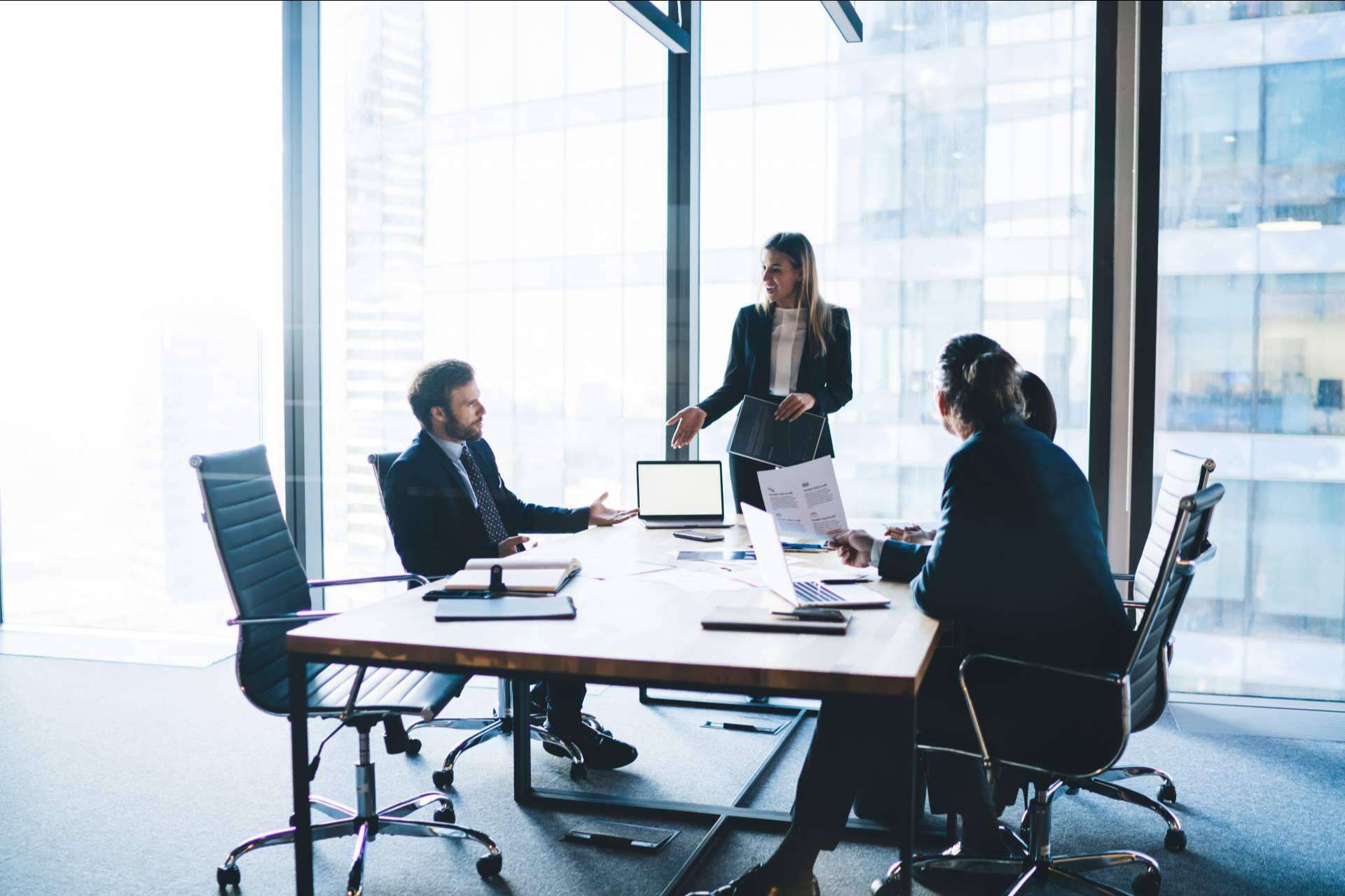 Contratación de directivos temporales bajo la modalidad de Interim Management, por la compañía AMG Interim Managers