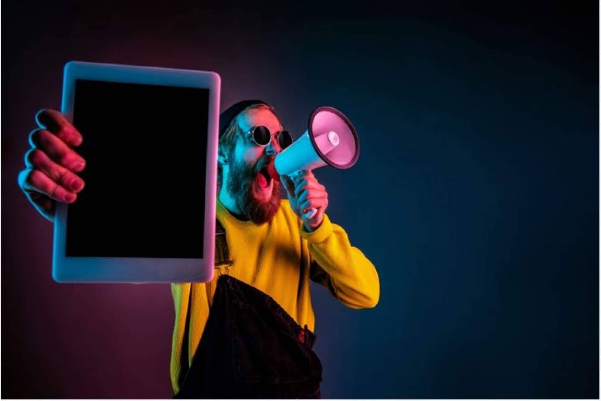 Mejorar la imagen de una marca gracias al servicio de influencer marketing que ofrece La Caja Company