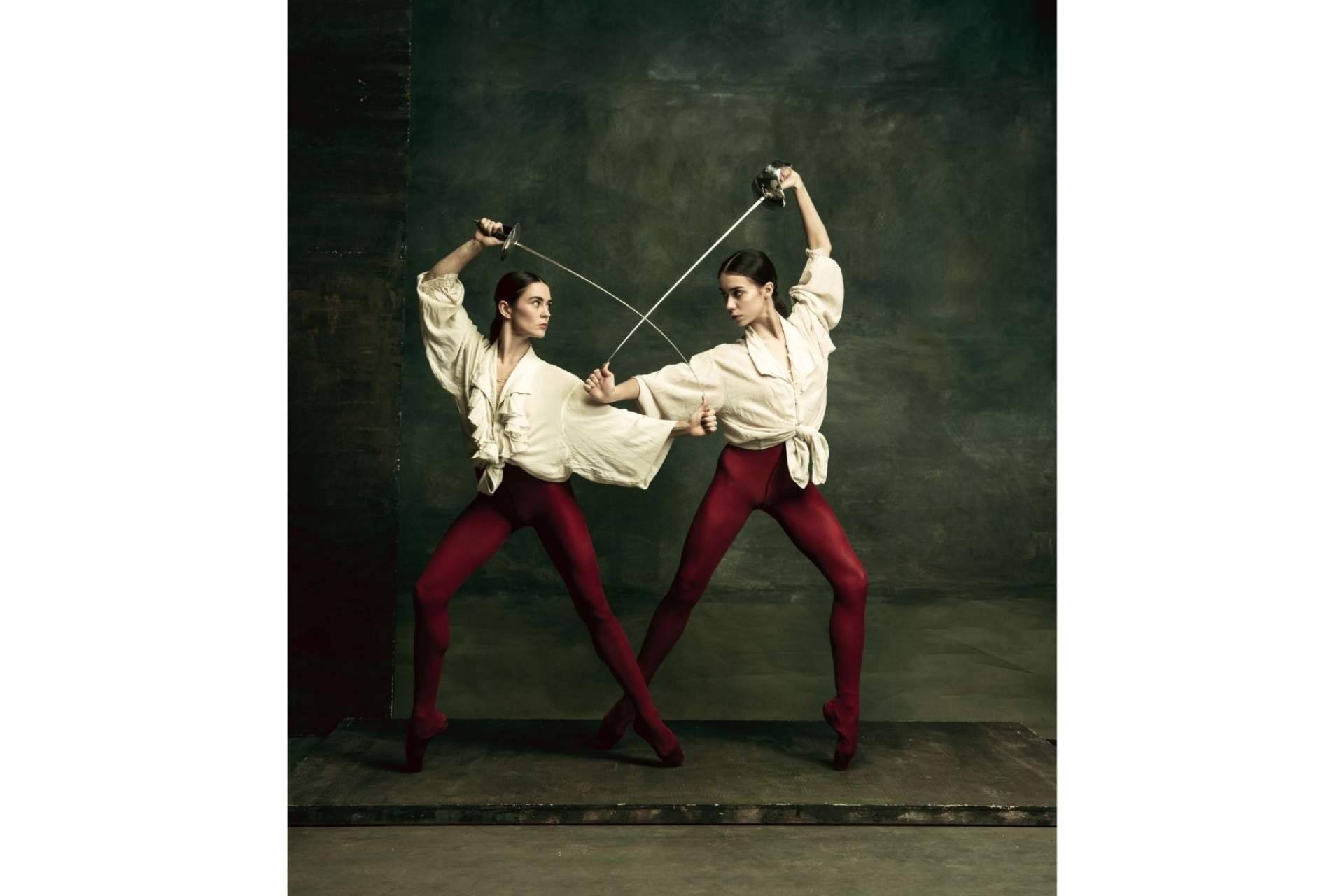 La moda y el baile se combinan en la sección de Fashion Dance de Iris New Legend