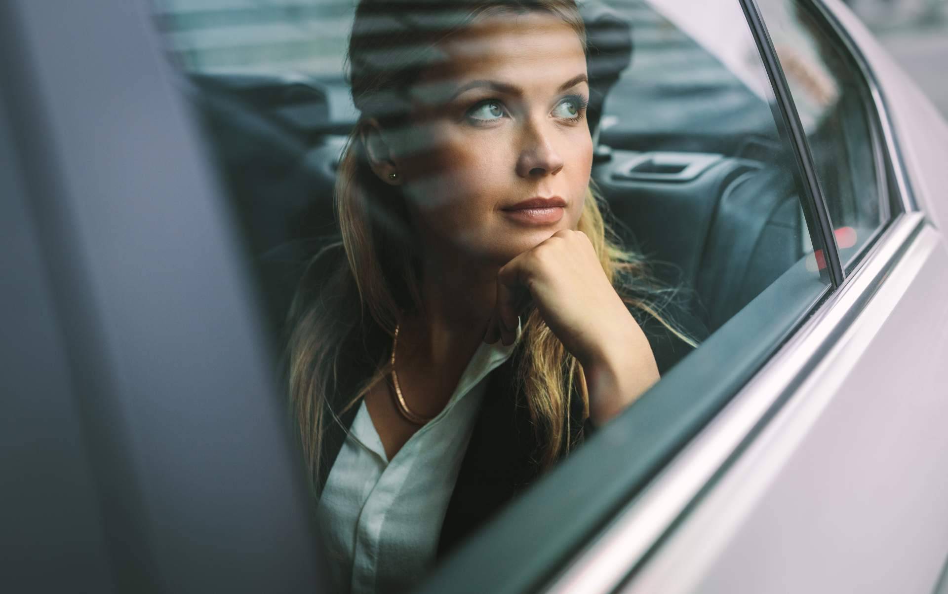 Traslados en taxi para empresas y particulares, de la mano de Taxihuelvavip.com