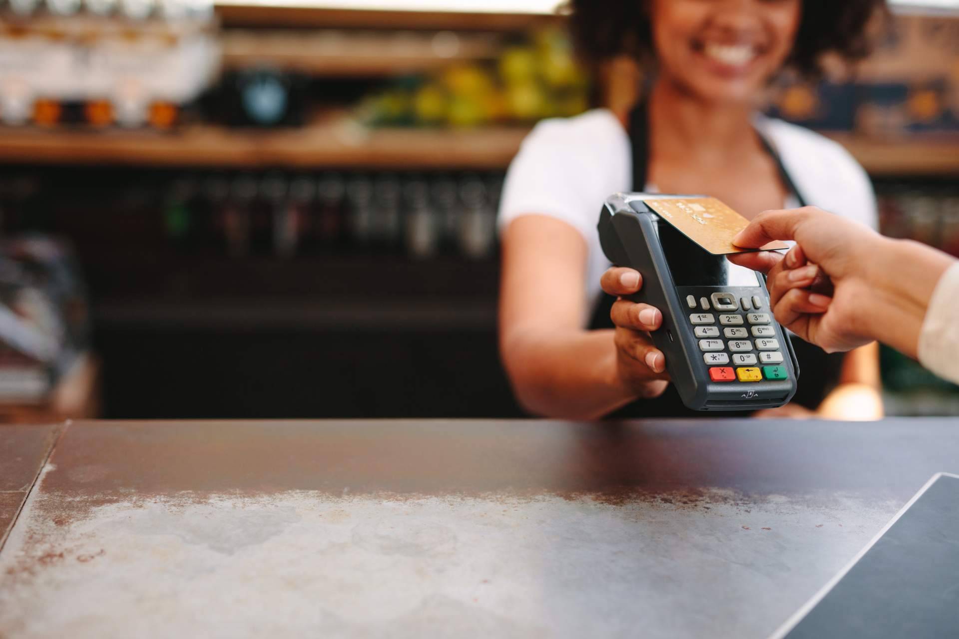 Las tarjetas revolving siguen aumentando su presencia a pesar de la nulidad de sus intereses