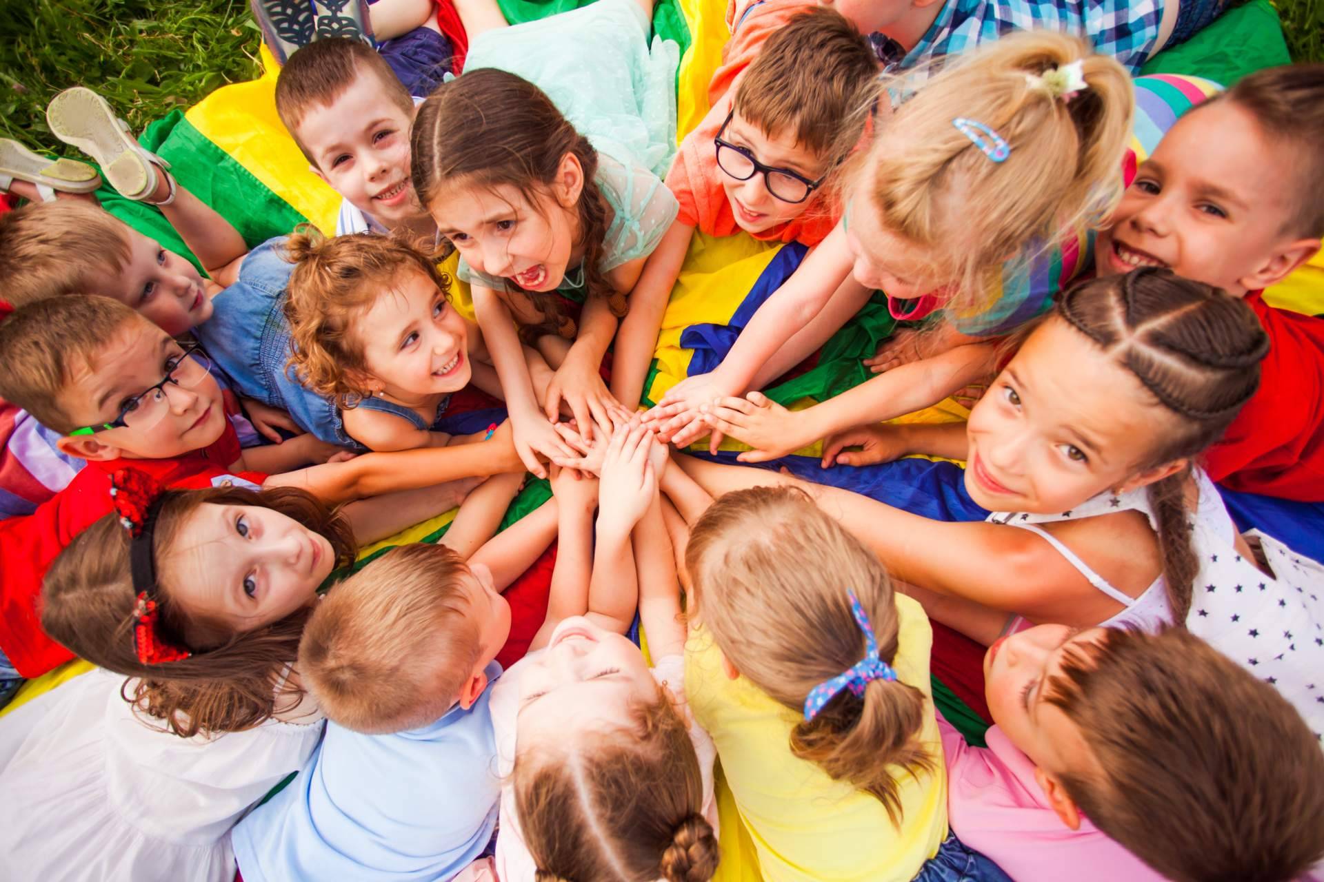 ¿Cuáles son las principales ventajas de que los niños acudan a un campamento de verano? por Campamentos Infantiles