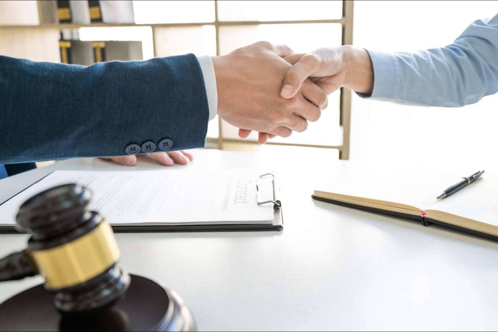 Gestión amistosa de impagos y recobro de deudas, de la mano del despacho de abogados Dual Asociados