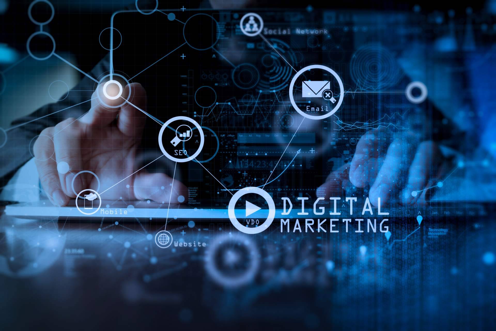 ¿Cómo elegir la estrategia de marketing más adecuada?, por RoCX