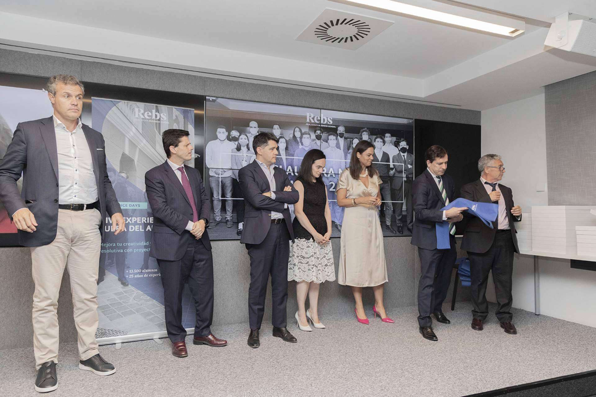 Escalar con algunos de los mejores formadores inmobiliarios en la carrera profesional