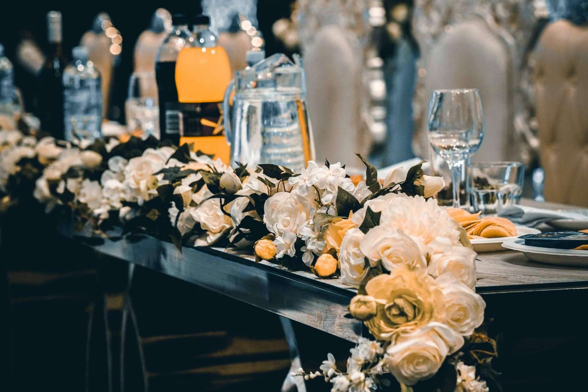 ¿Cuáles son las tendencias en decoración de restaurantes?, por Roses To Love