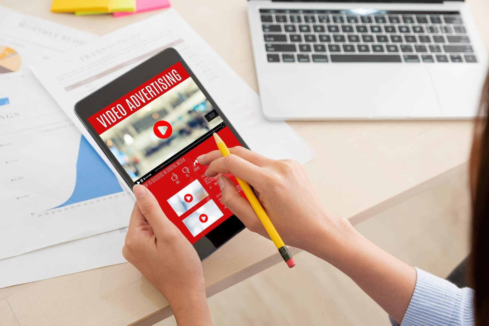 Los beneficios de contar con un profesional para conseguir resultados en las campañas de Facebook Ads