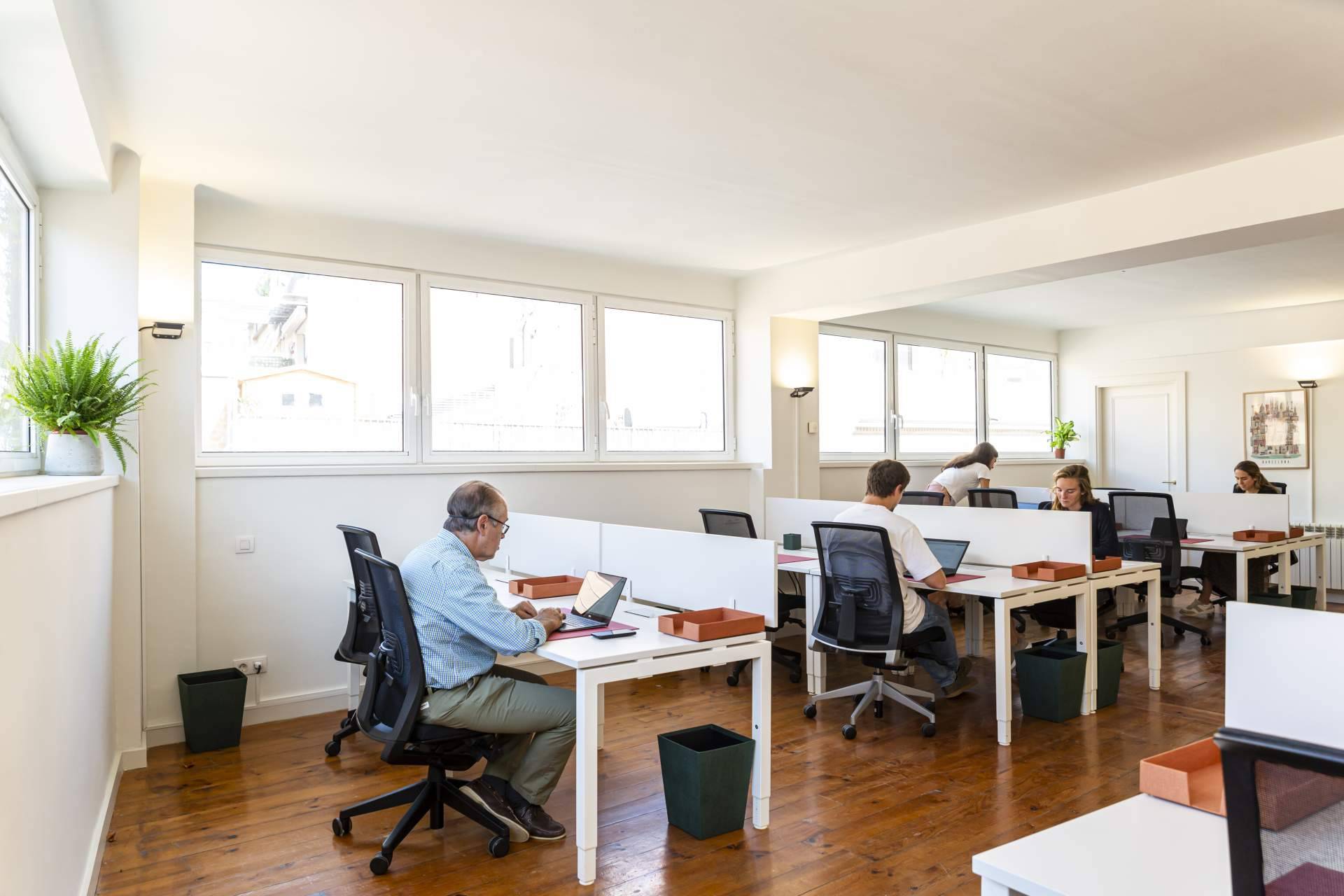 Beneficios de trabajar en un espacio de coworking, con La Guarida Creativa